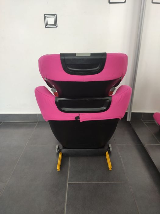 Scaun auto Maxi Cosi Rodifix cu isofix pentru copii intre 15-36kg