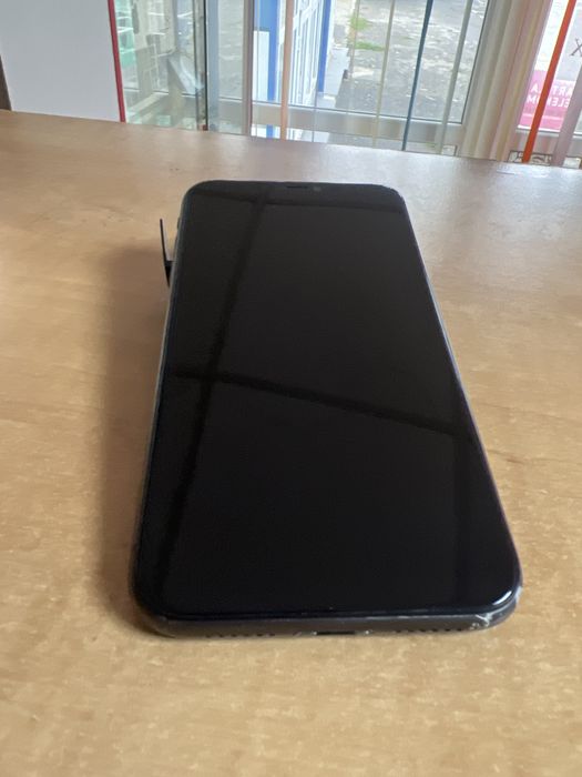 Iphone 11 black