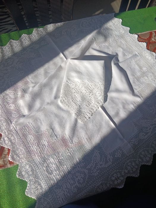 Ръчно бродирани сфетки и карета