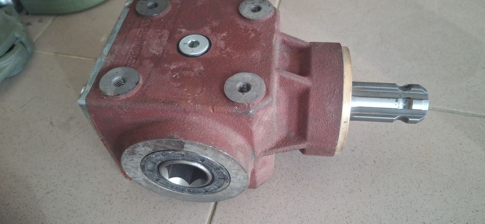 Reductor raport 1/3 tocator Taarup