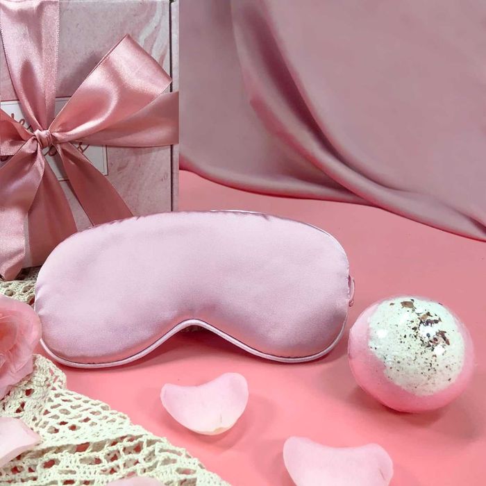 Подарък за Kоледа за нея - Подаръчна SPA Кутия 13 в 1