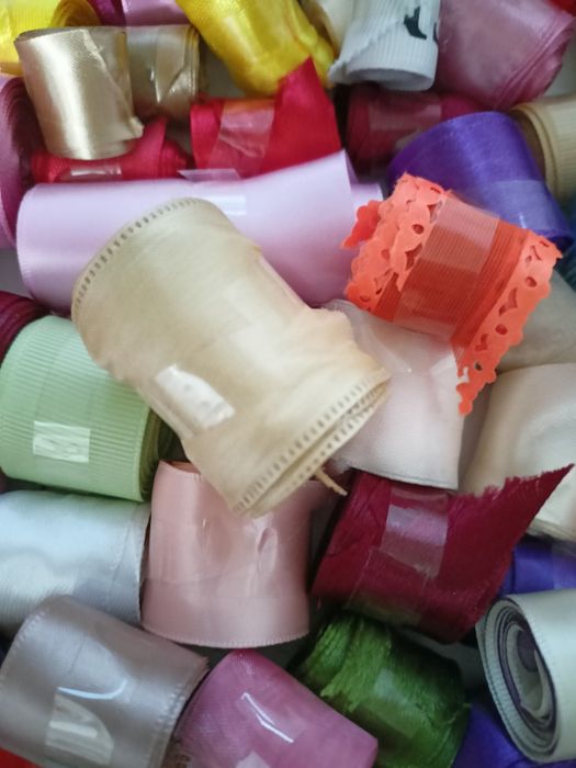 Бантики , тесёмки , верёвочки