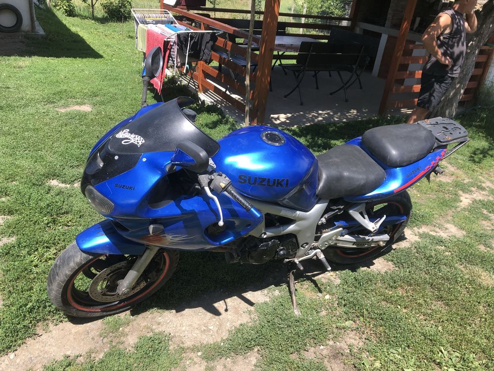 Suzuki SV 650 gen 1