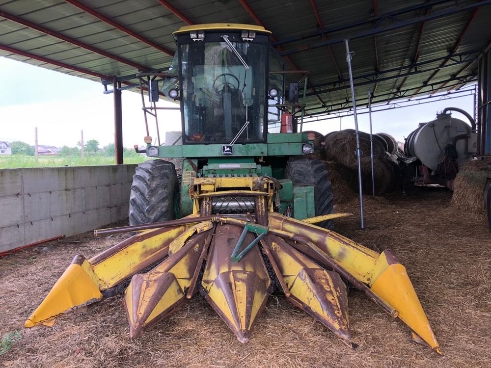 Vand Tocator siloz John Deere 5820