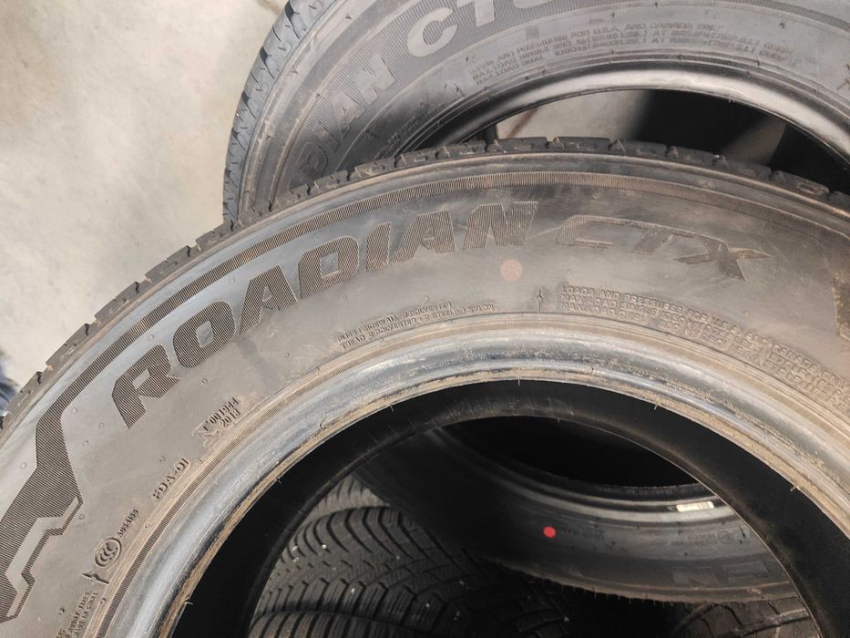 2бр.летни гуми 215/75/16C Nexen