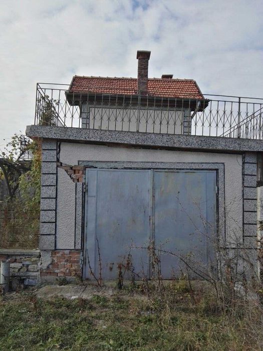 Продавам къща/ вила в с. Венец, област Стара Загора