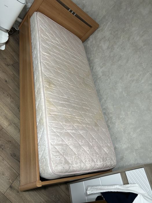 Кровать односпальная