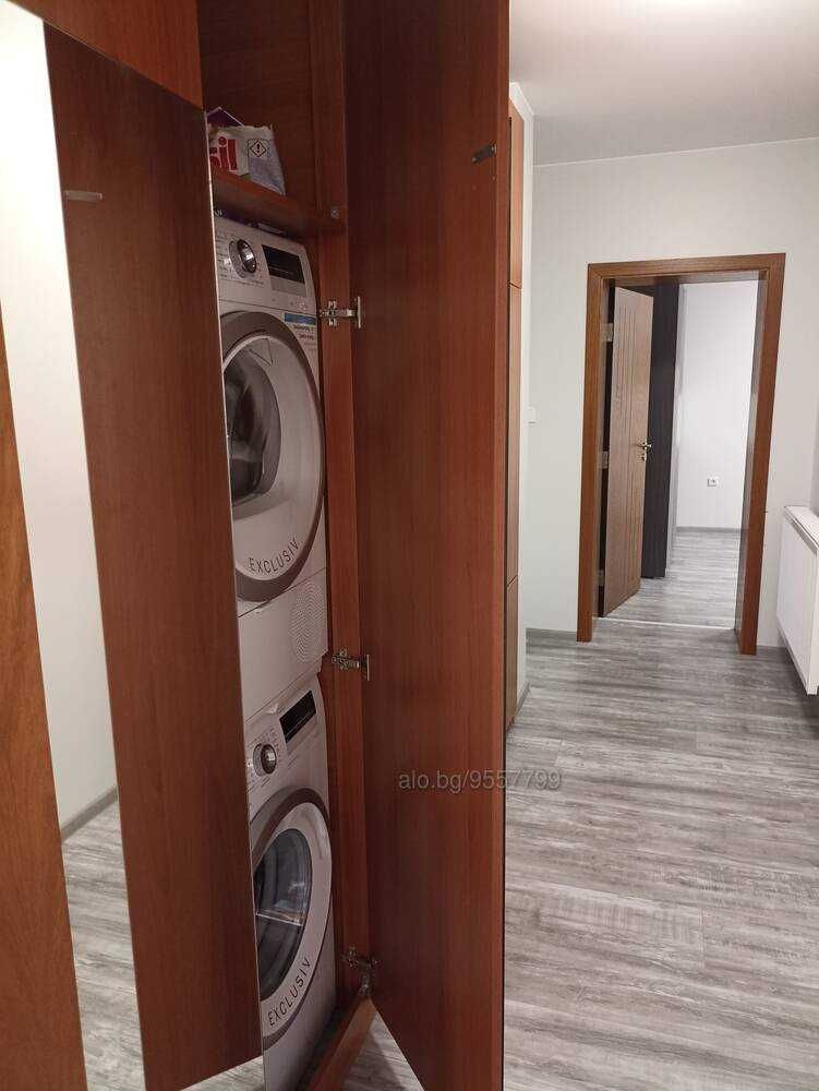 Продава се Тристаен апартамент в Добрич, Център - 83 кв.м за 916 €/кв.м - Снимка #3