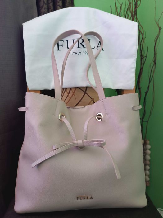 Дамска чанта FURLA