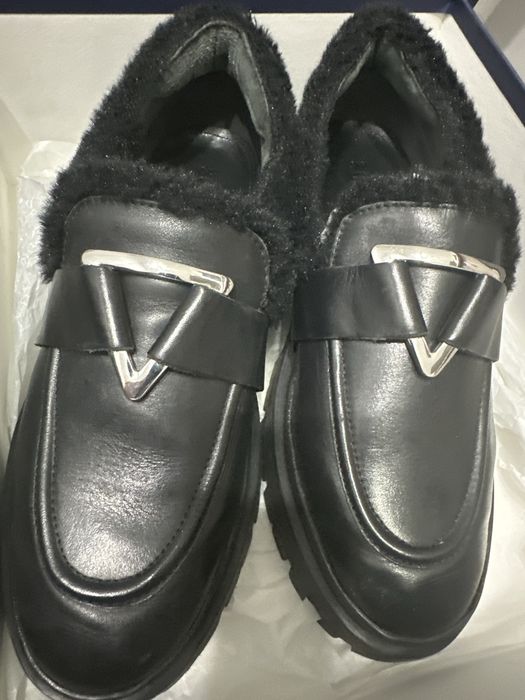 Продается женская кожанные