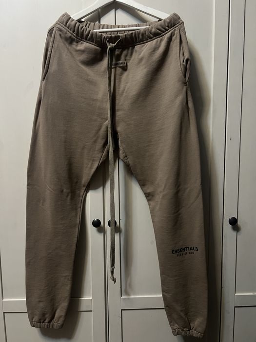 Оригинален анцуг- Essentials Fear of God