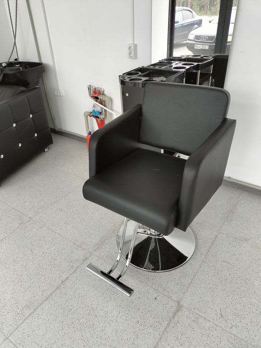 Кресло парикмахерская