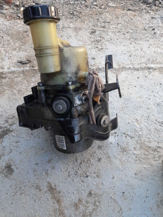 Pompa serv directie dacia logan 2