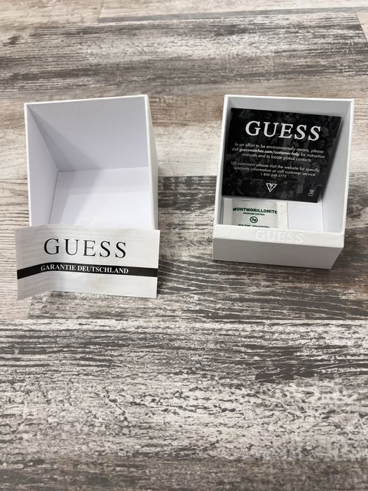 НОВ! Оригинален часовник Guess