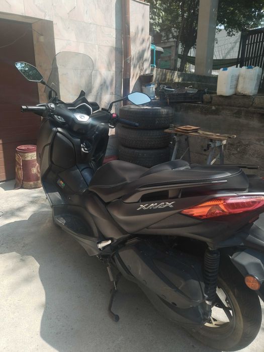 Yamaha Xmax 300cc