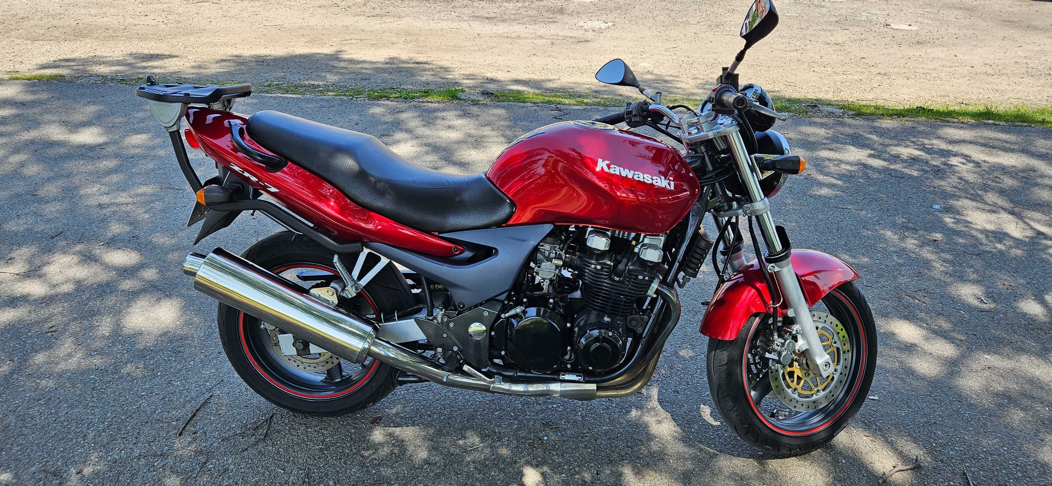 Kawasaki ZR-7 750