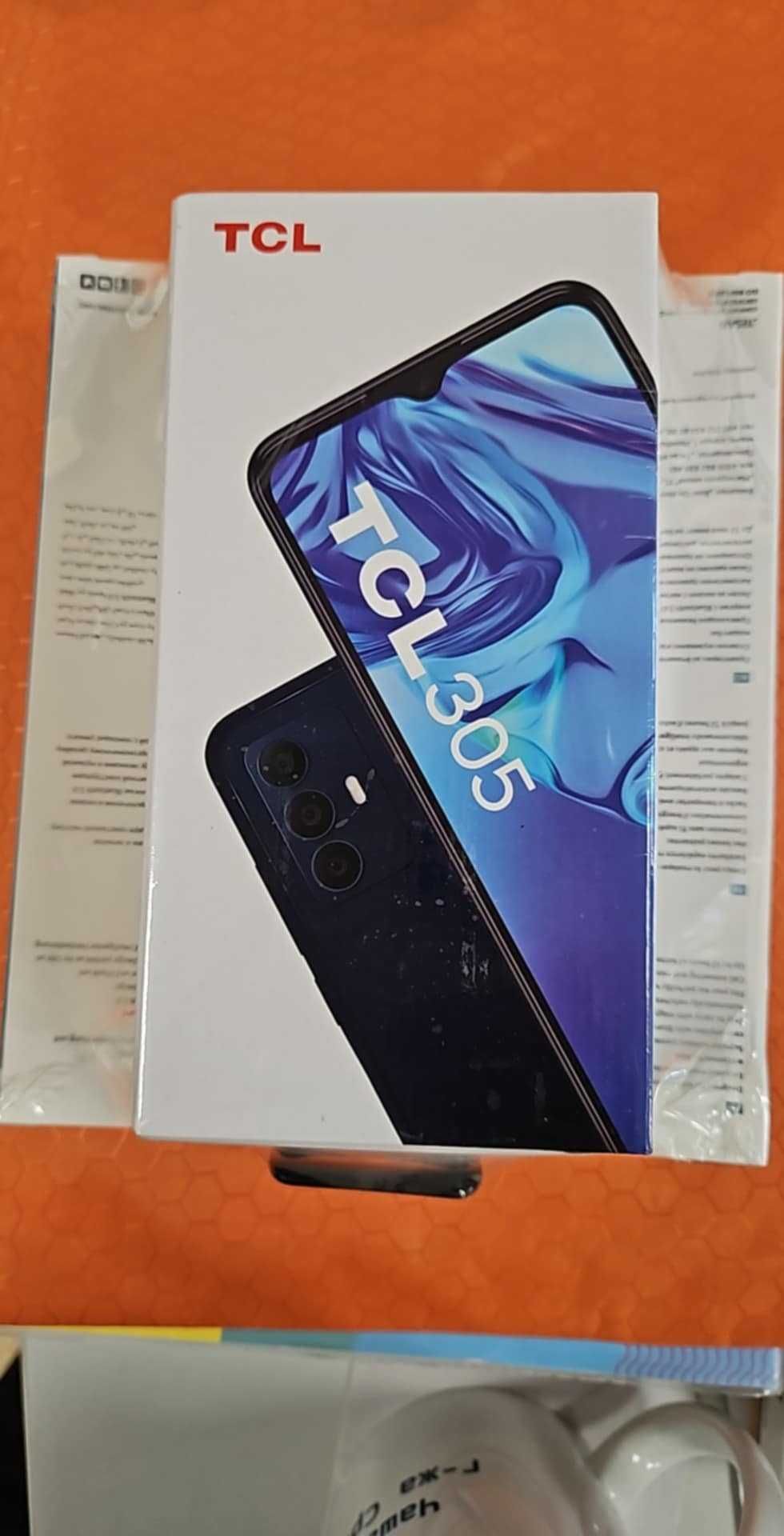 Смартфон TCL 305