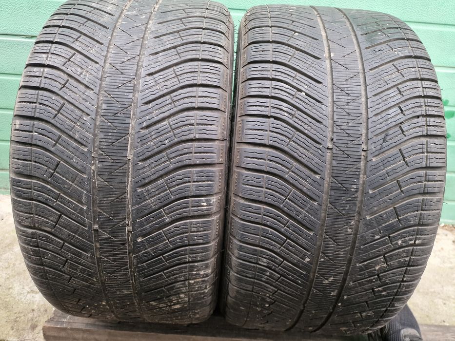 Anvelope 305/35R21 marca Michelin, DOT 2022, 5 mm
