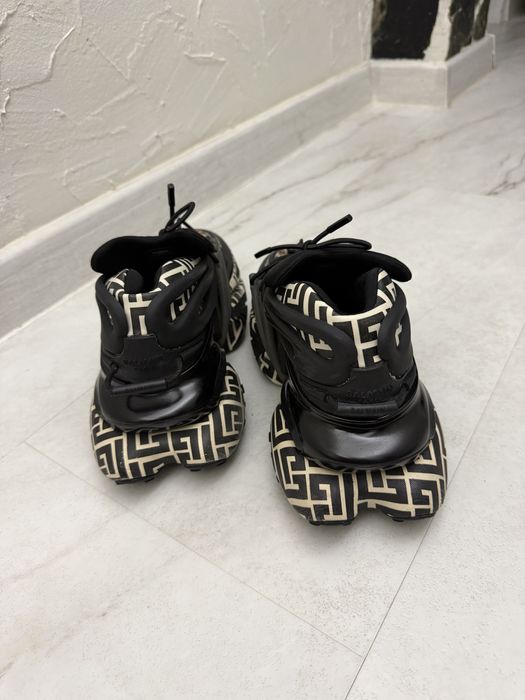 Маратонки Balmain