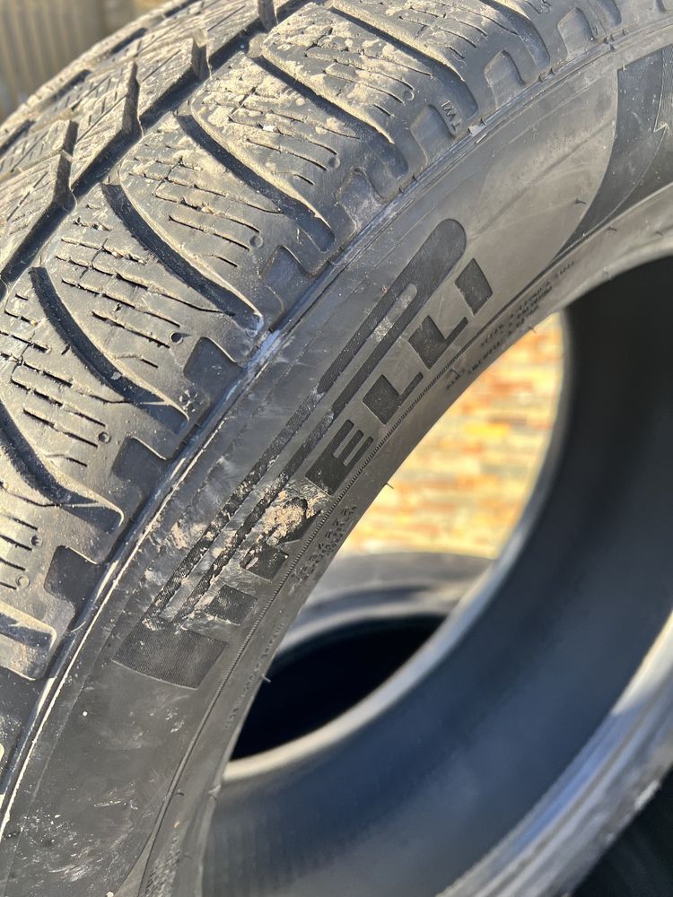 Cauciucuri 235/55R19 pireli