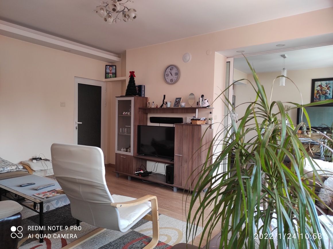 Продава се Многостаен апартамент в Кюстендил, Никола Въжаров - 120 кв.м за 875 €/кв.м - Снимка #1