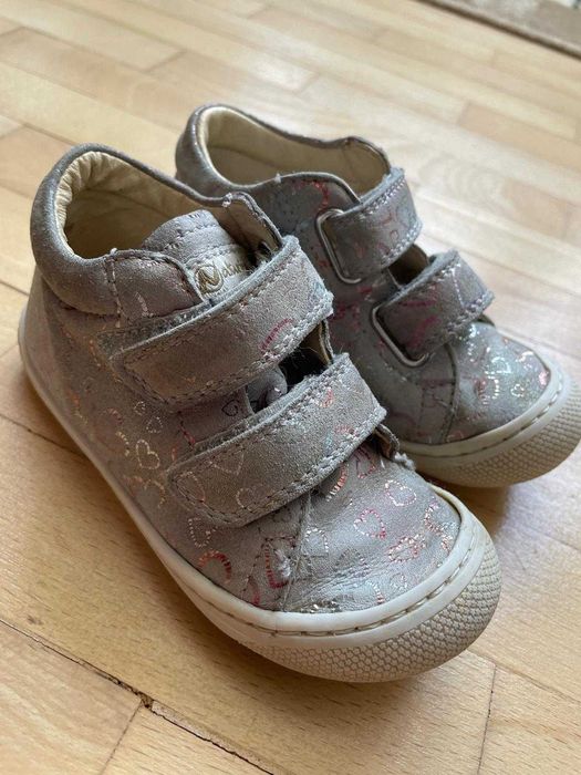 Pantofi adidasi ghete Naturino nr 23