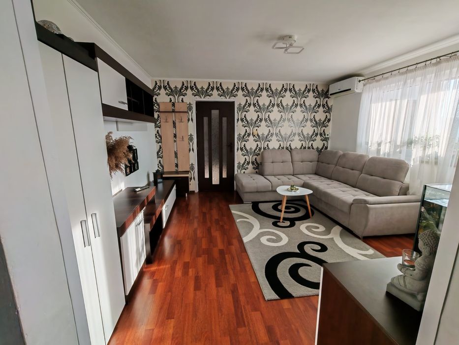 Apartament 3 camere zona Han