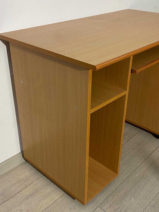 Birou cu Roți 110X60 cm; Masă de Lucru cu Glisieră, Sertar și Dulăpior