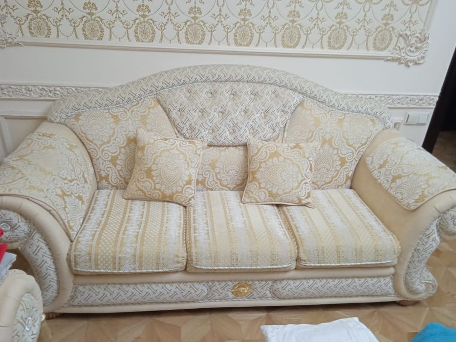Мякгая мебель в отличном состоянии