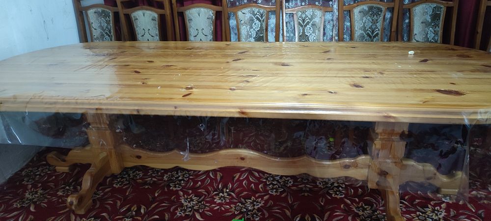3 метровый стол со стульями и Отдельный стол