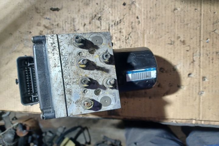 Pompa ABS 3C0614109C Volkswagen VW Passat B6  [din 2005 pana  2010] w