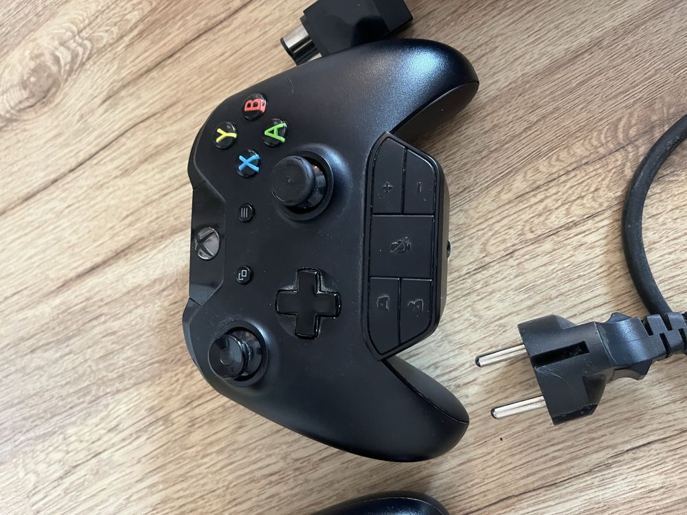 Xbox one 500gb използван в добро състояние
