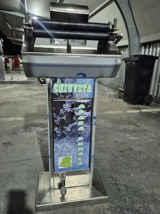 De vanzare chiuveta self  service