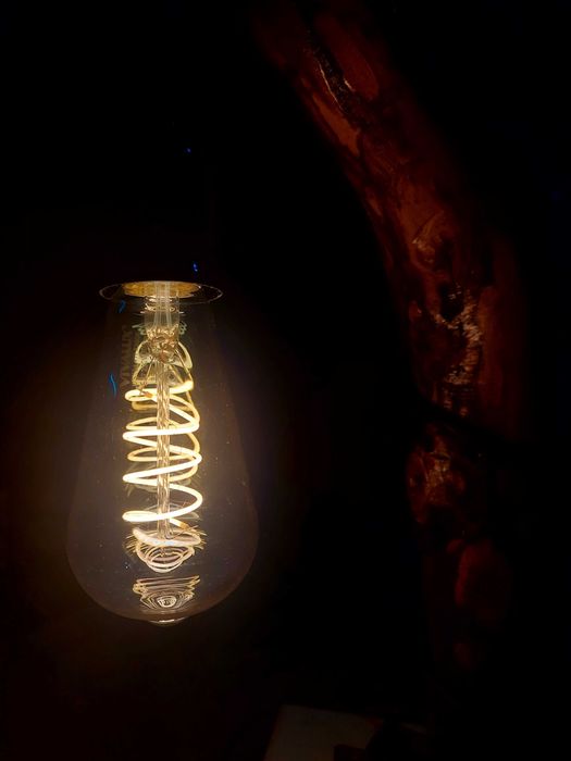 Ръчно изработена лампа