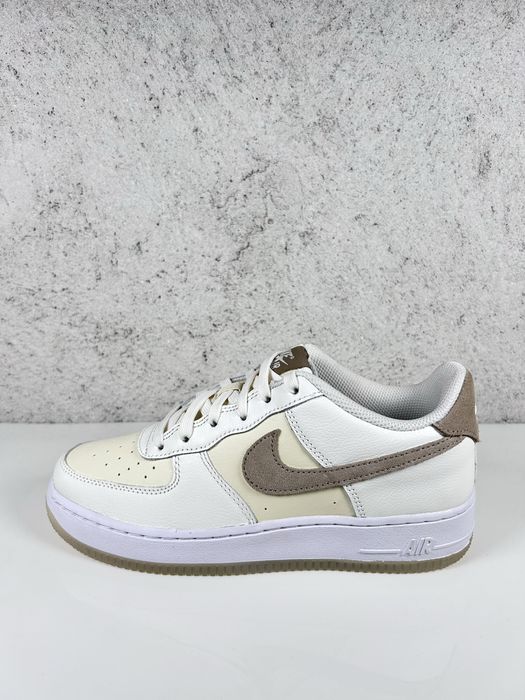 Nike Air Force 1 Low ‘07 LV8 Coconut Milk Khaki