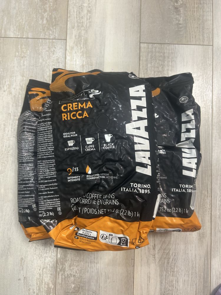 Кафе на зърна и мляно LAVAZZA