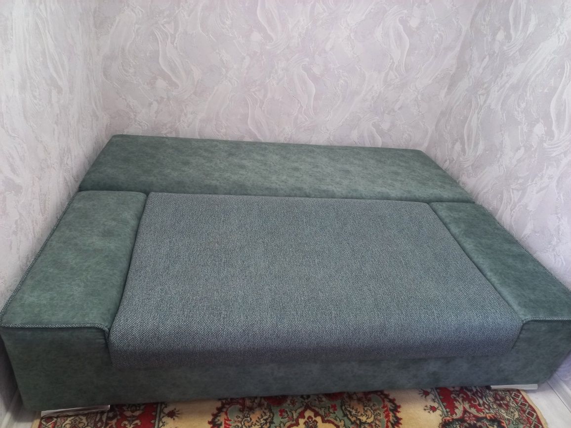 продаётся диван в хорошем состоянии
