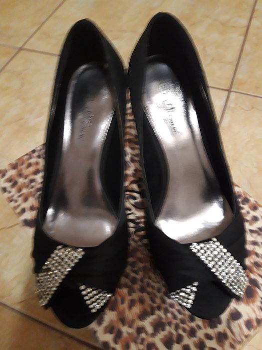 Официални обувки