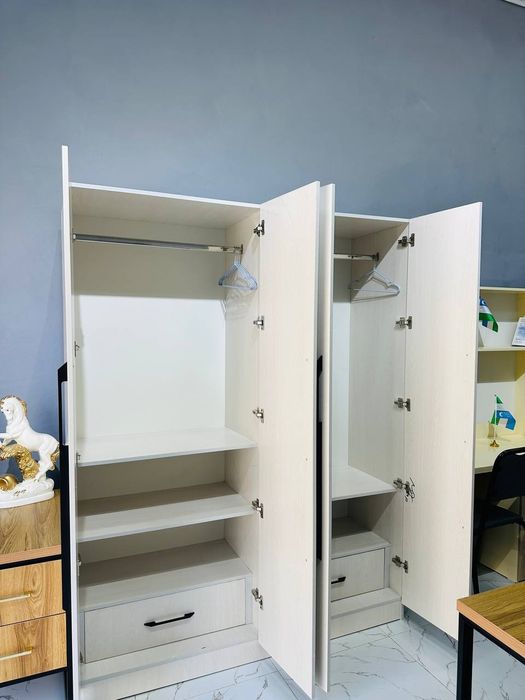 Шкаф  сифатли буйи 2м эни 160  ёни 55 см