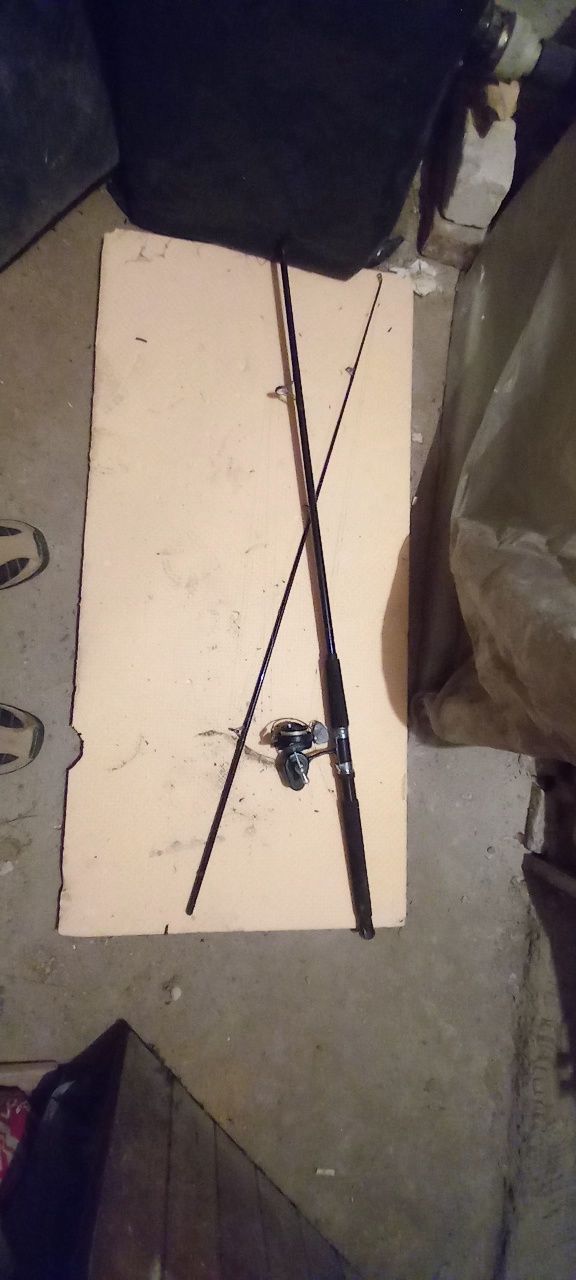 Продавам въдица Daiwa