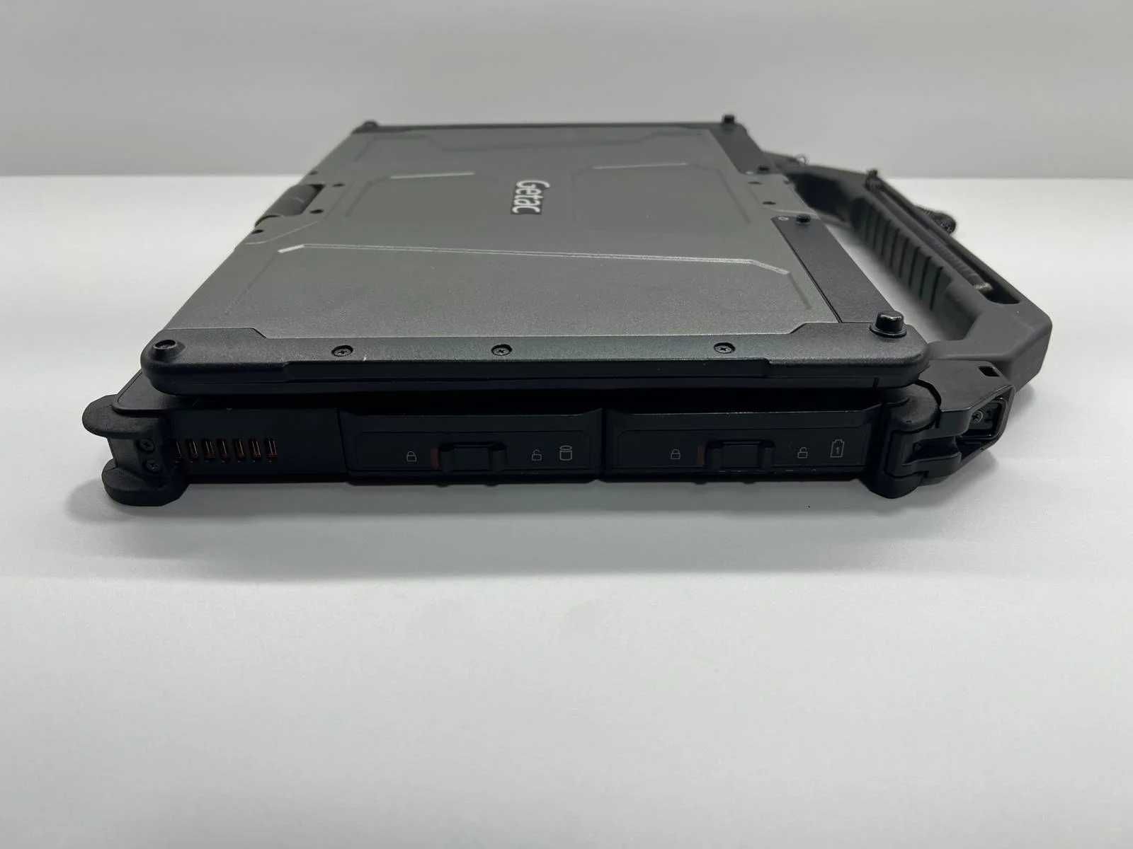 Laptop SH GETAC Fully Rugged i5-5200U 2xSSD 512Gb+256 16GB Ram Touch
