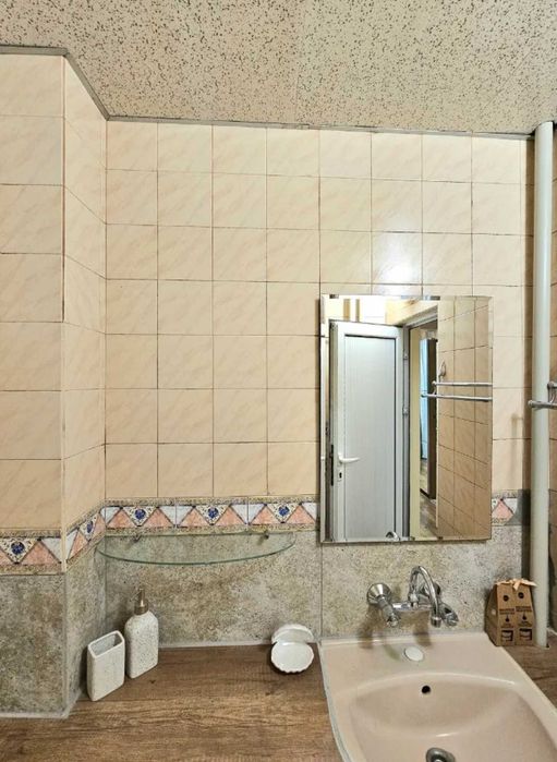 Дава се под наем Тристаен апартамент в Пловдив, Център - 120 кв.м за 550 € - Снимка #2