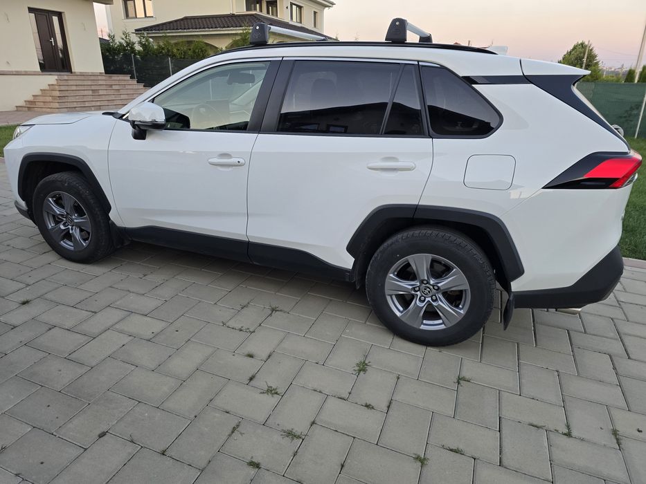 RAV4 2024 4X4 Dynamic 43500km
