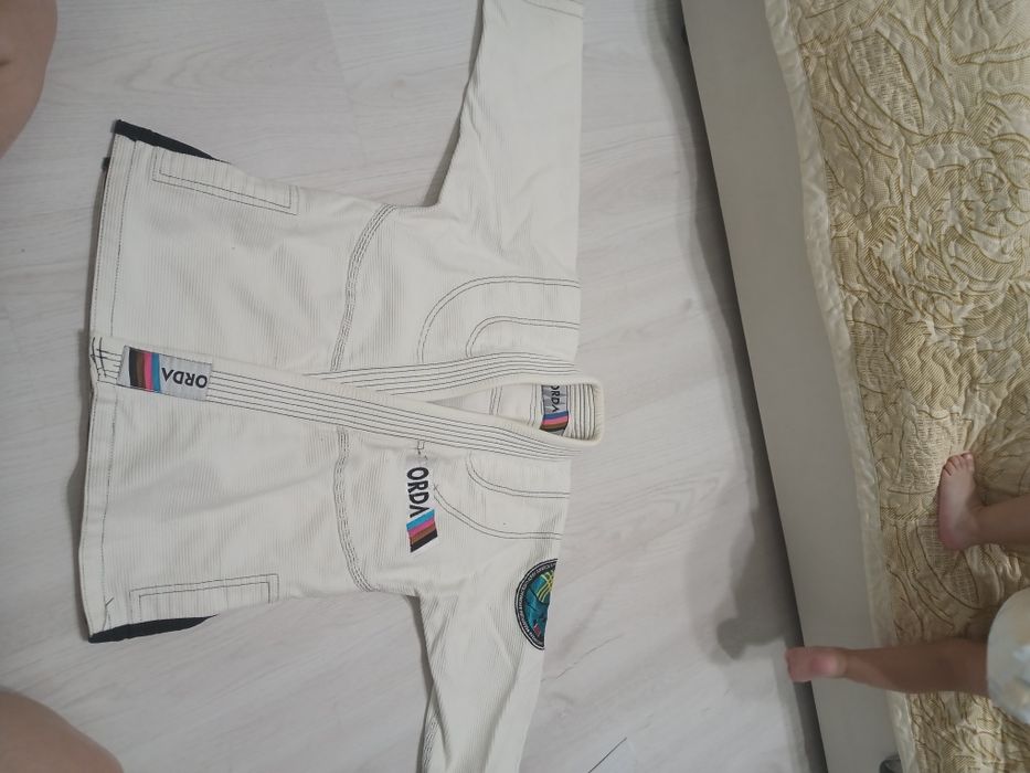 Продам кимоно джиу джитсу