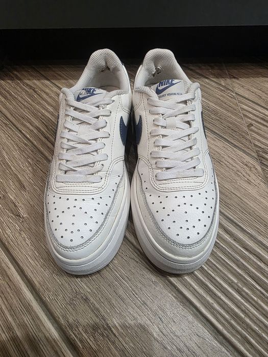 Дамски маратонки NIKE Court Vision Alta