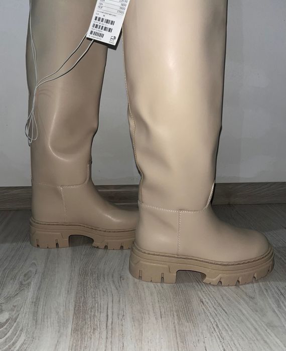 Дамски зимни бежови ботуши