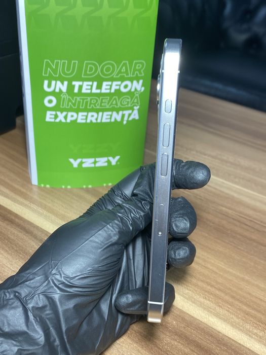 iPhone 15 Pro / 256 GB / Sănătate baterie 91% / Foarte bun