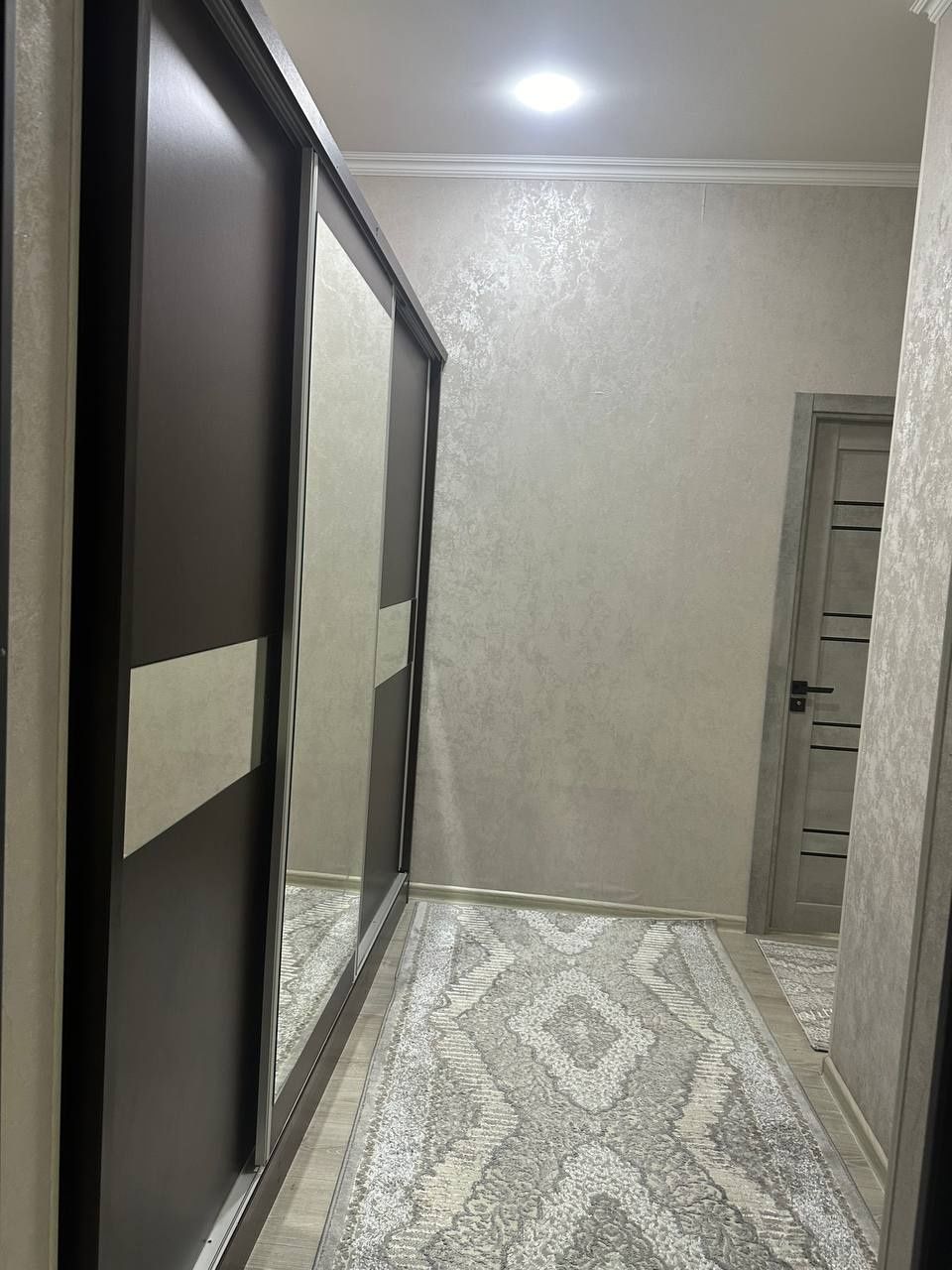 Срочно продаётся 2/2/9 Олмос Resident