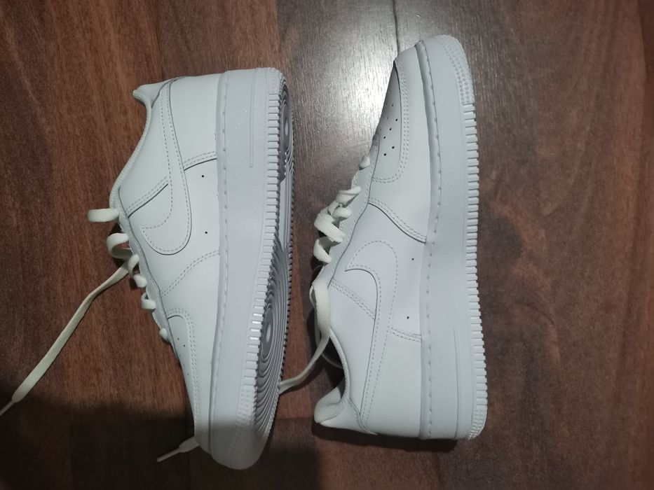 Adidași Nike Air Force 1