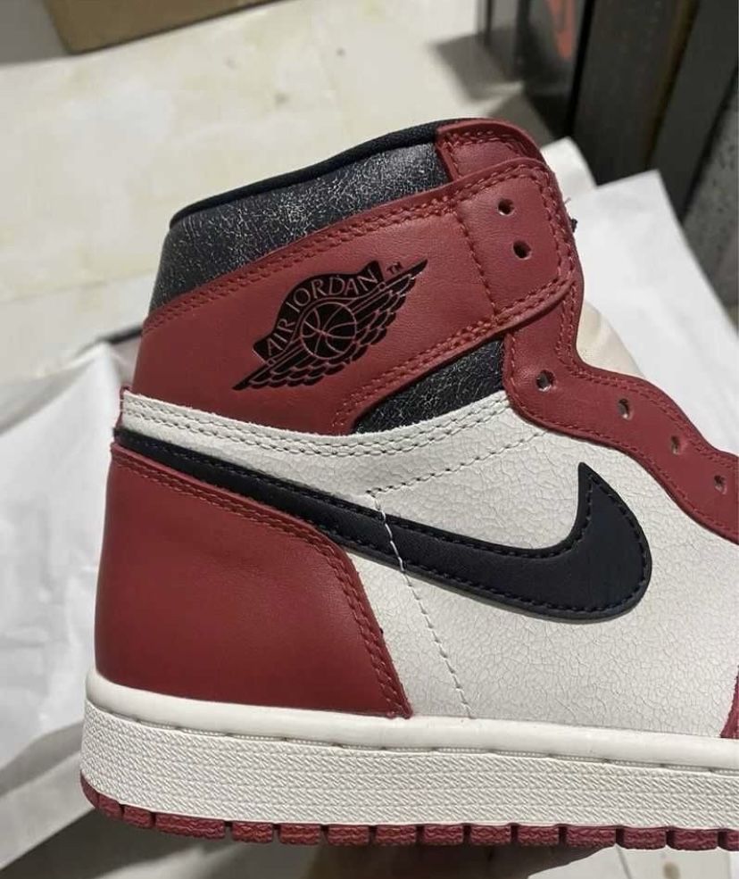 Jordan 1 chigaco rosu alb